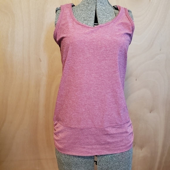 Eddie Bauer Tops - 𝅺tank Top